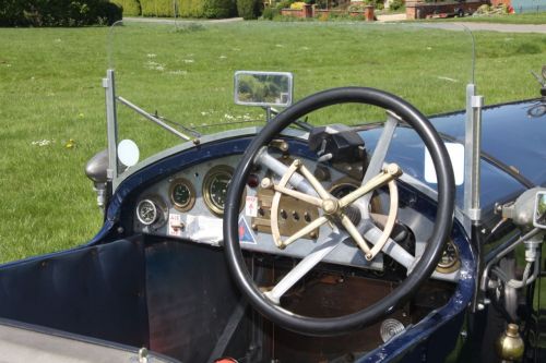 V Stutz Steering wheel Leith