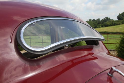 Bristol 400 Leith rear window