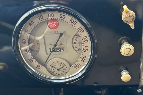 Peugeot 202 31