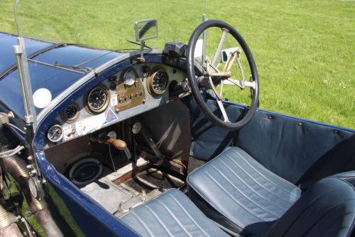 V Stutz Driving seat Leith