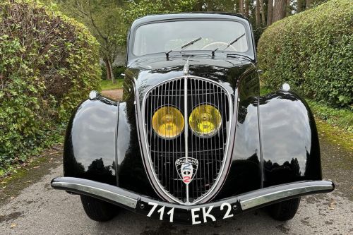 Peugeot 202 18