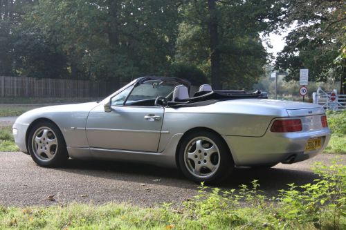 Porsche 968 3/4 NS rear hood down