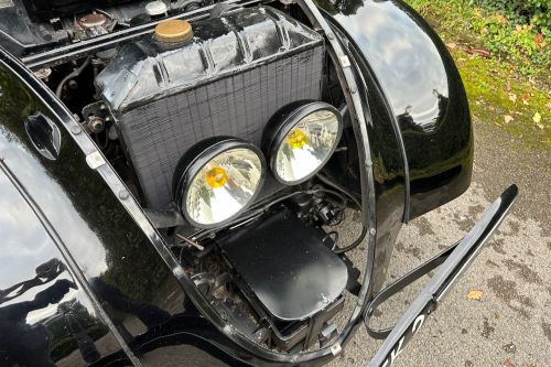 Peugeot 202 14