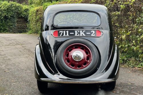 Peugeot 202 6