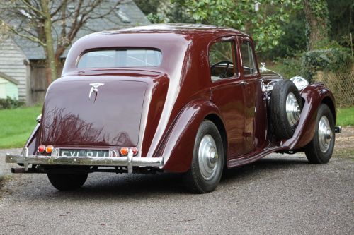 Bentley MkV 1940 3/4 rear