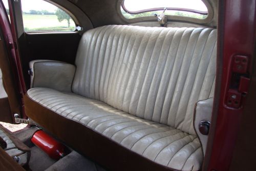 Bristol 400 Leith rear seats