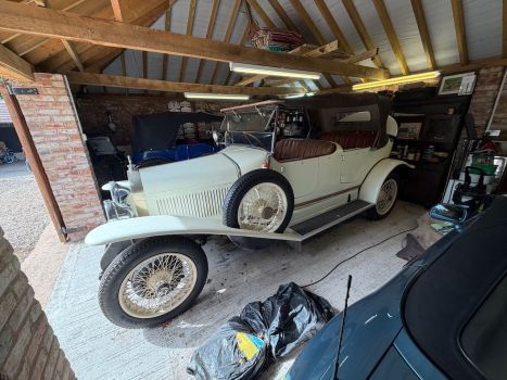 Delage DI Brown 32