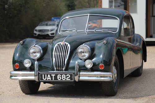 Jaguar XK140 FHC 3